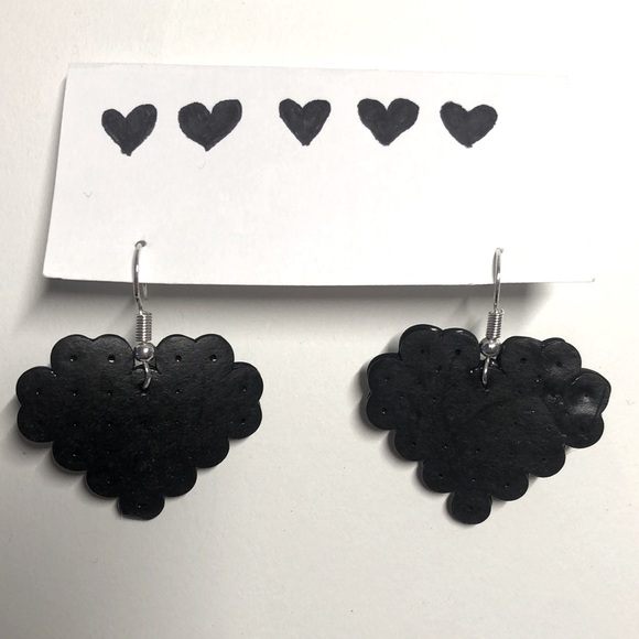 Black Heart Perler Bead Earrings - Picture 1 of 1